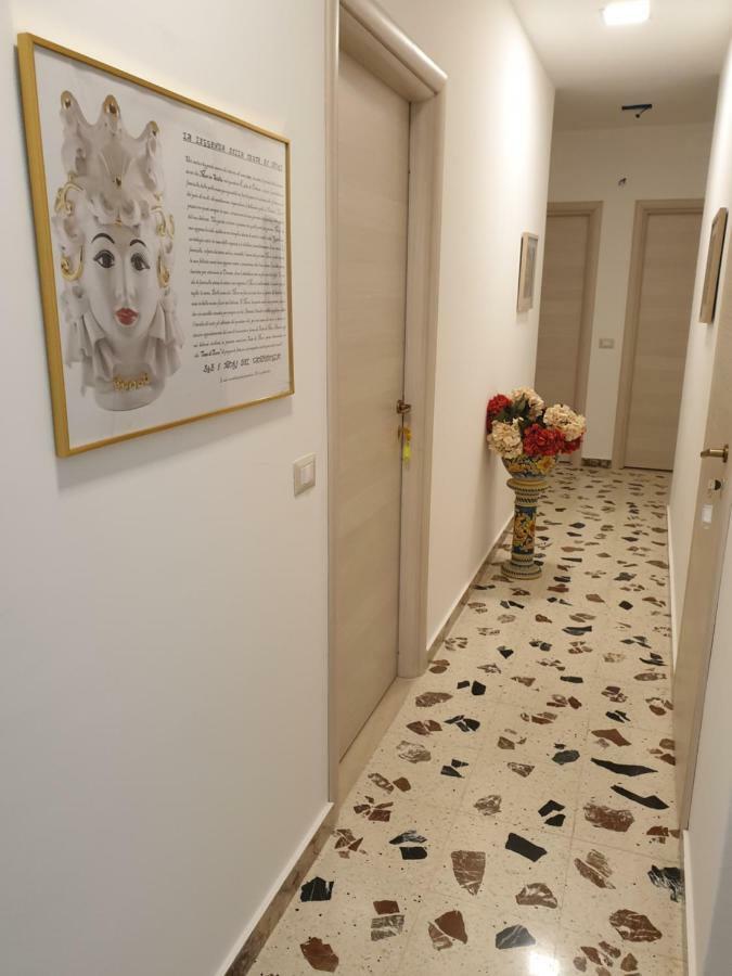 I Mori In Campidoglio Affitta Camere Sant'Agata di Militello Exterior foto